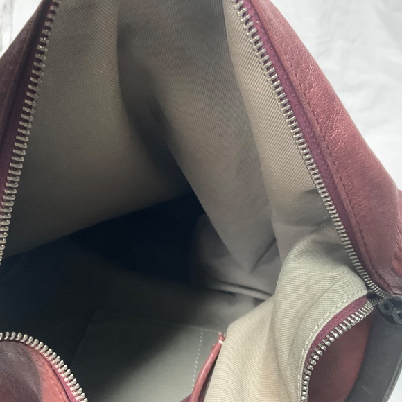 Biba Leather Shoulder Bag Convertible Backpack - Picture 11 of 11